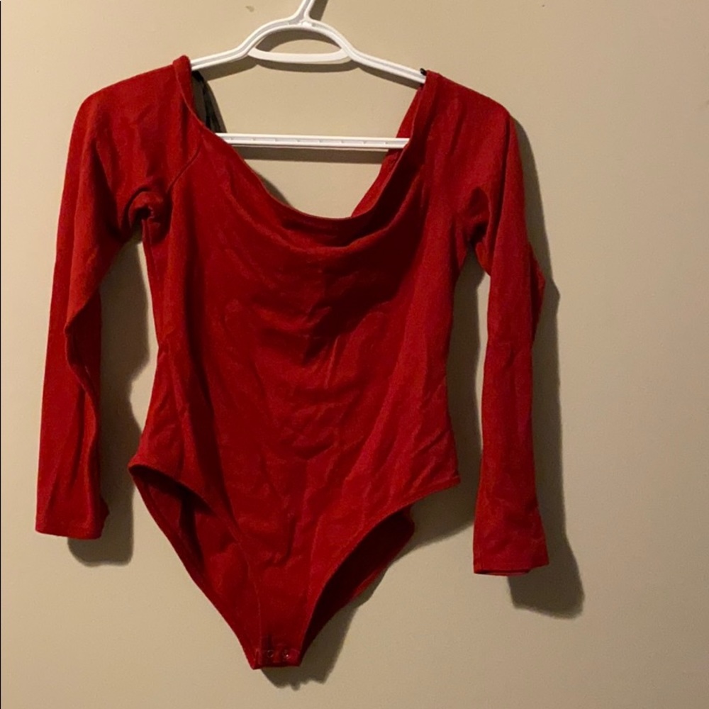 3 for 15$ Forever 21 -Off shoulder red bodysuit